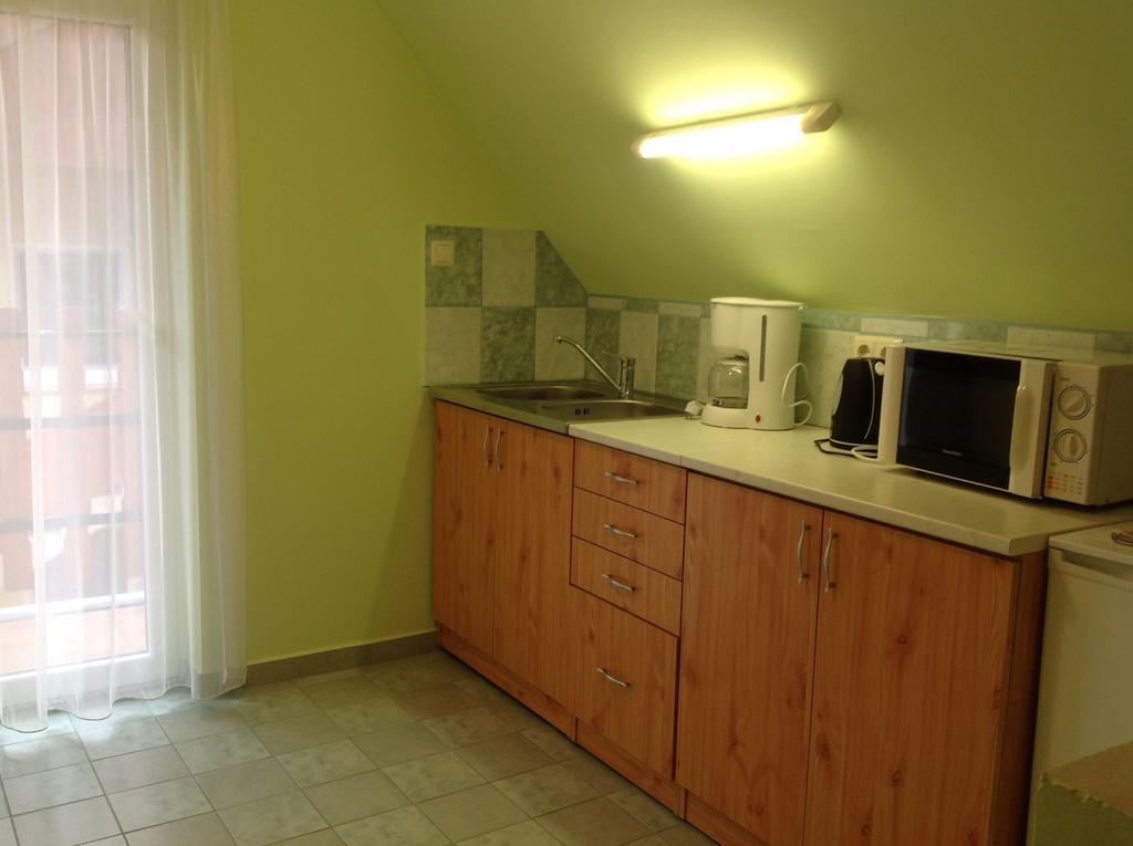 Apartment Villa Attila Heviz Room photo