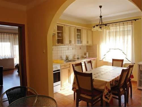 Apartment Villa Attila Heviz Exterior photo